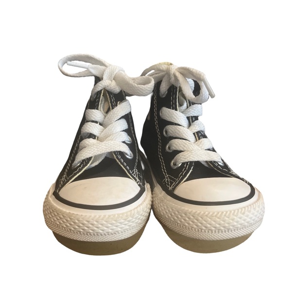 Converse black high tops - size 4 baby - Picture 3 of 3